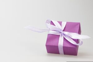 gift, parcel, surprise-548293.jpg